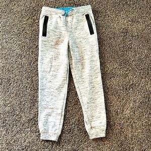 Boys Urban Pipeline Gray sweatpants /Joggers